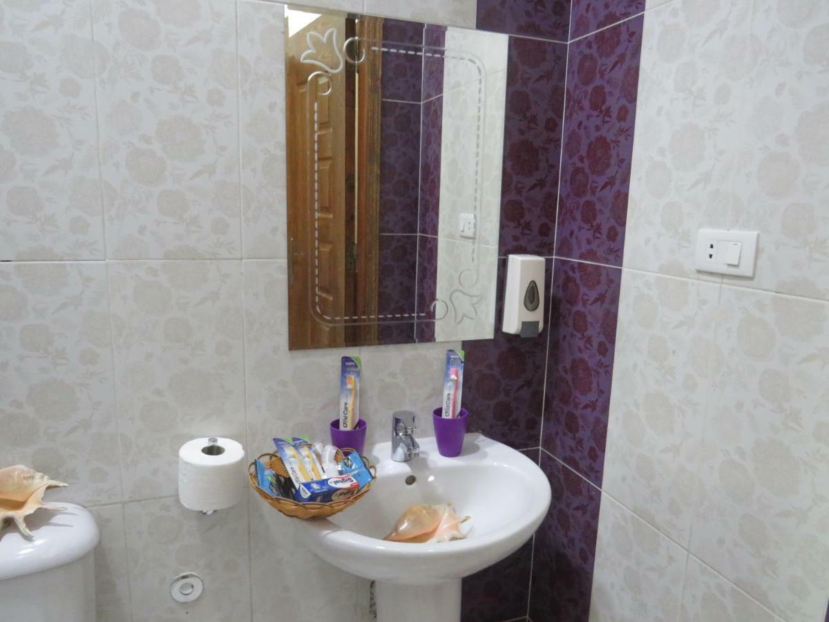Apartments Yin Yang Redsealine Hurghada Exteriör bild