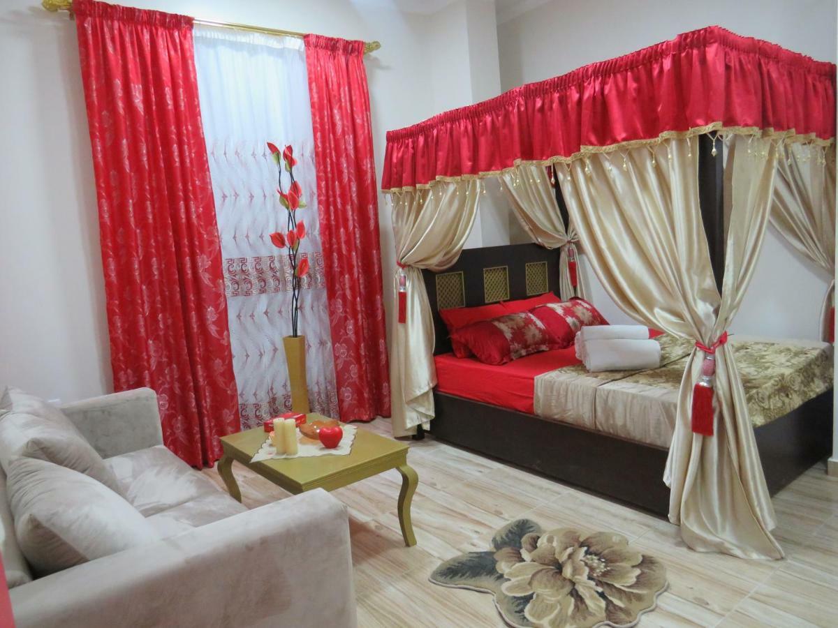 Apartments Yin Yang Redsealine Hurghada Exteriör bild