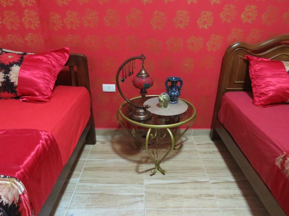 Apartments Yin Yang Redsealine Hurghada Exteriör bild
